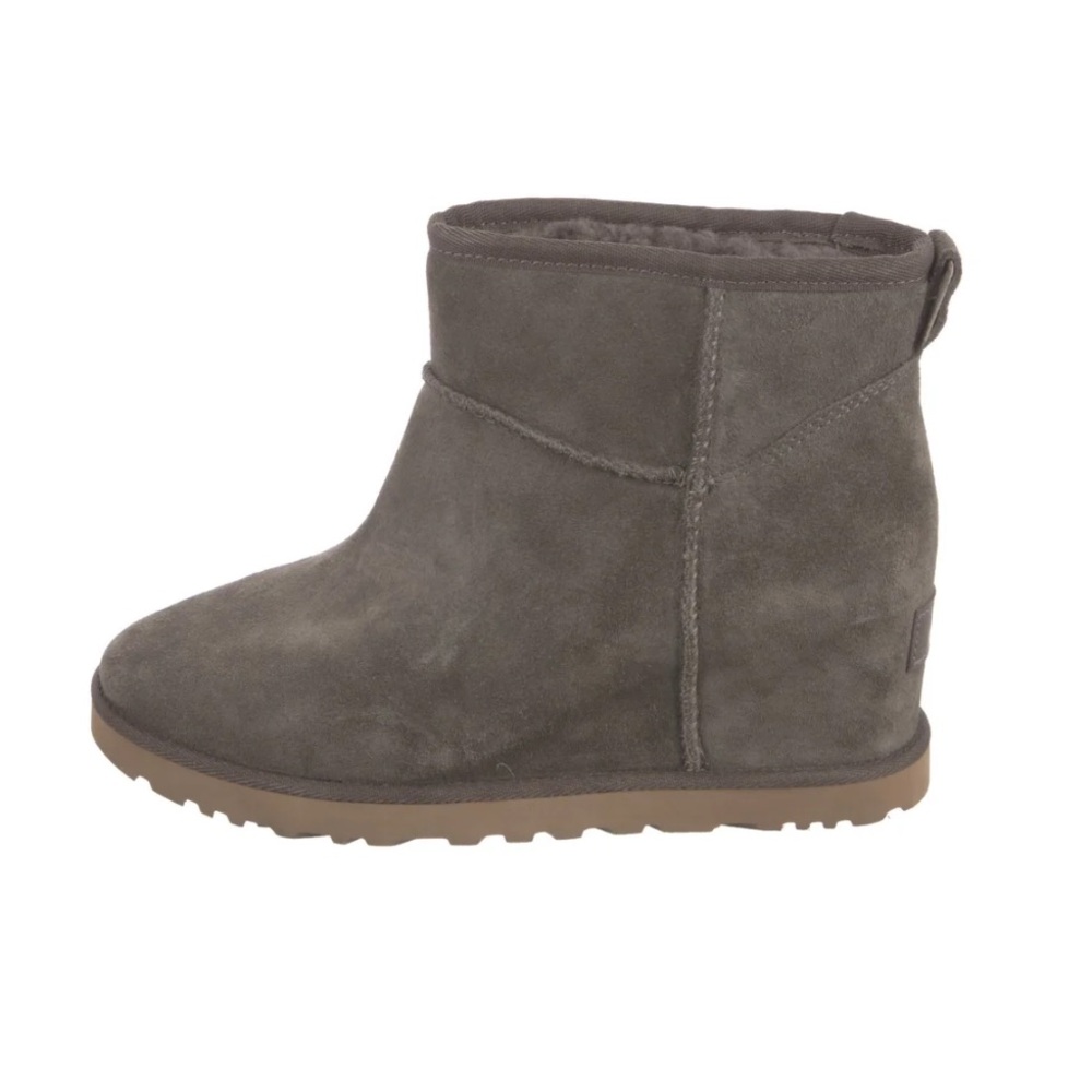 UGG, Suede wedge bootie, Size 9